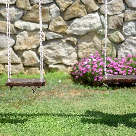 House & Palaca Casa vacanze Donji Zemunik