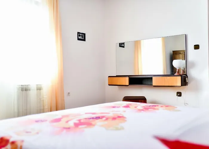 بيت للعطل House & Palaca Donji Zemunik