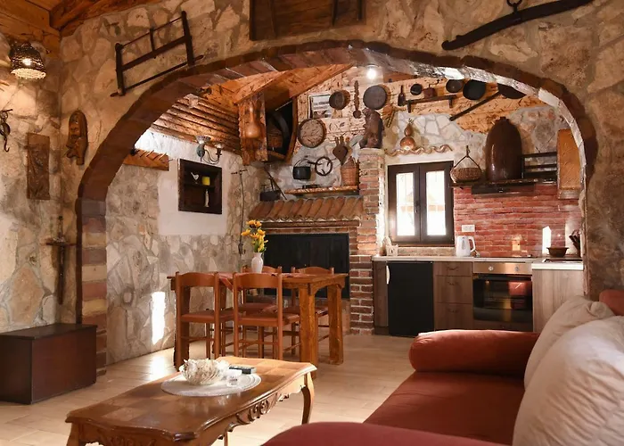 House & Palaca Ferienhaus Donji Zemunik