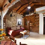 Ferienhaus House & Palaca *