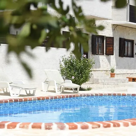 House & Palaca Holiday home