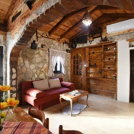 Holiday home House & Palaca *